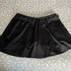 NWT torrid Active Swim skirt size 3